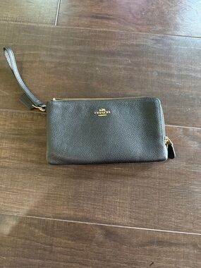 Coach Black Double Zip Pebbled Leather Wristlet